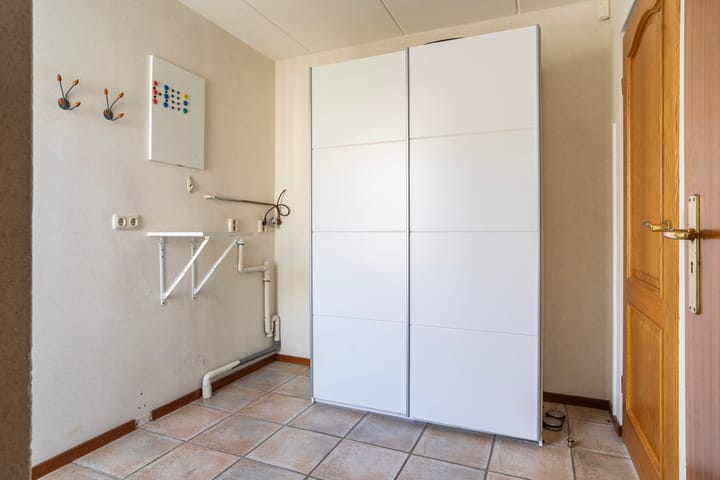 Photo 35 of Tsjerkesleatswei 2