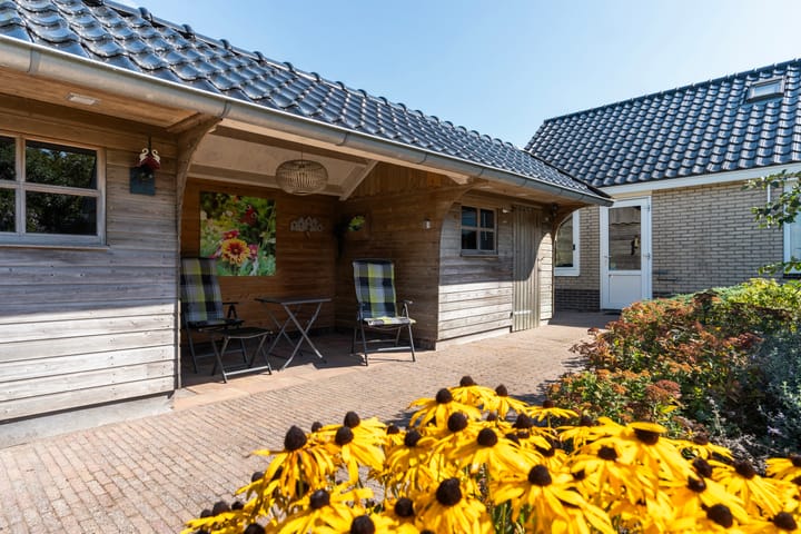 Photo 53 of Tsjerkesleatswei 2