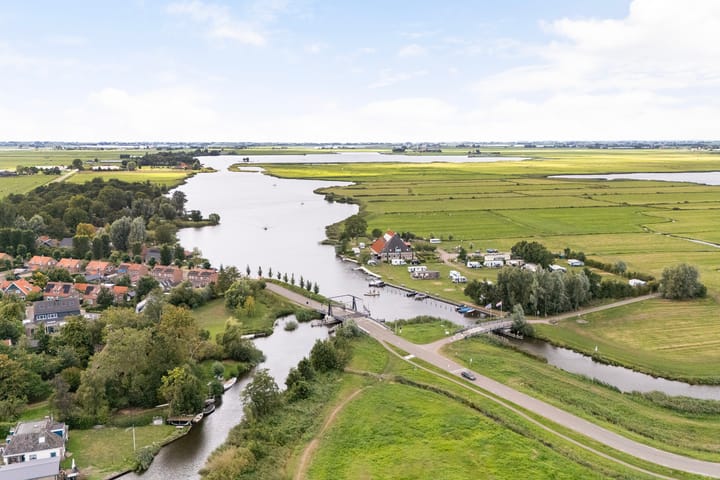 Photo 68 of Tsjerkesleatswei 2