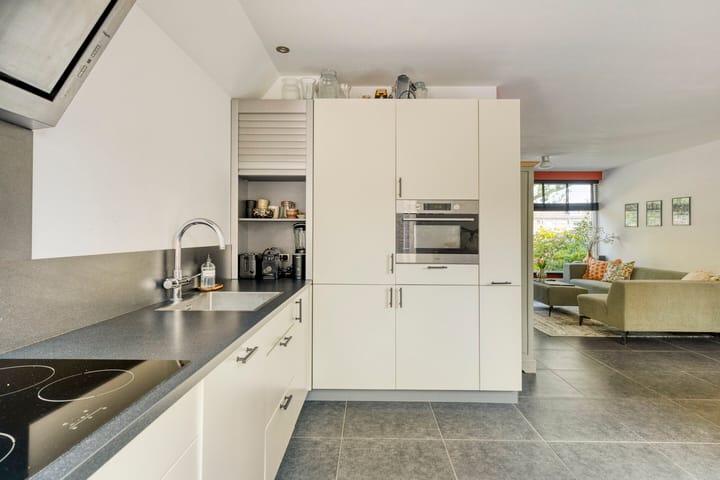 Foto 17 van Cornelis Begastraat 18