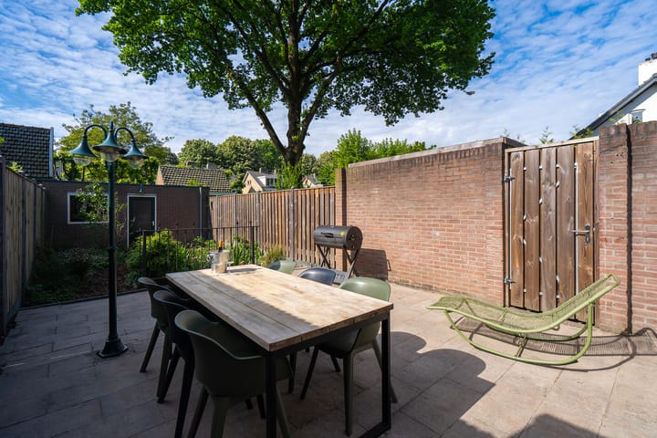 Photo 24 of Bredaseweg 326