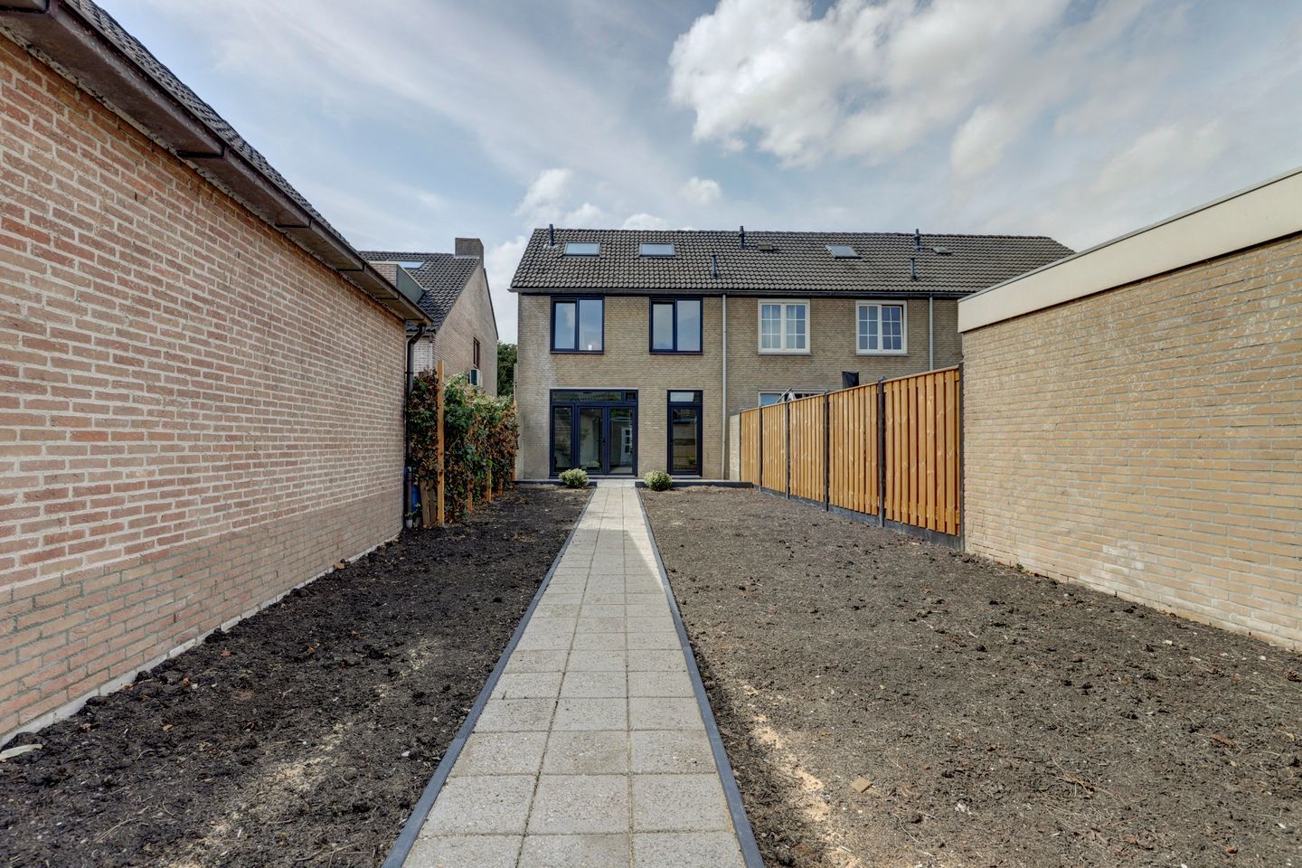 Foto 25 van Antwerpsestraat 150