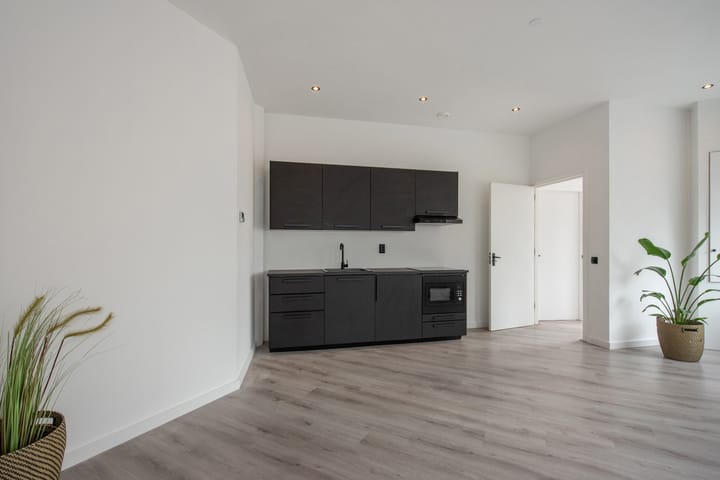 Foto 10 van Parallelweg 38-A