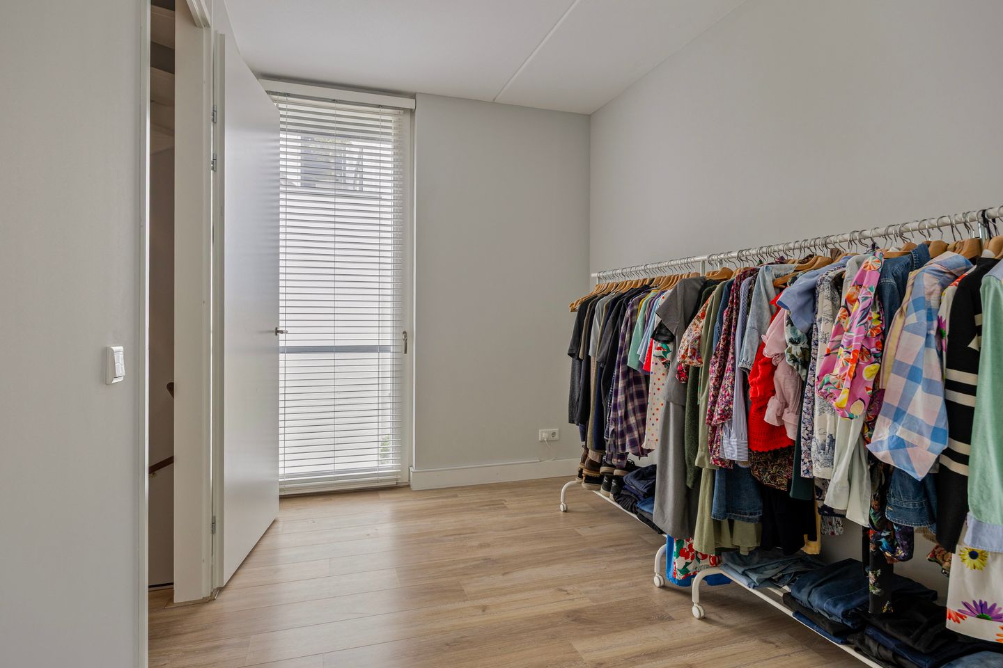 Foto 19 van Waterwijk 33-A