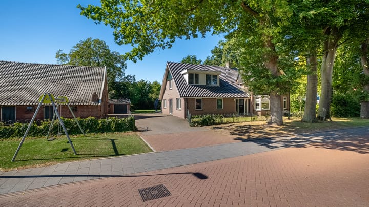 Photo 36 of Bornerbroeksestraat 366