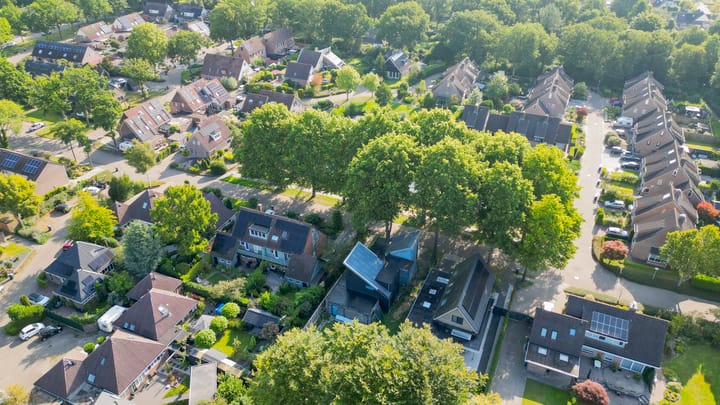 Foto 51 van Luchtenstein 13-A