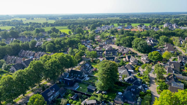 Foto 56 van Luchtenstein 13-A