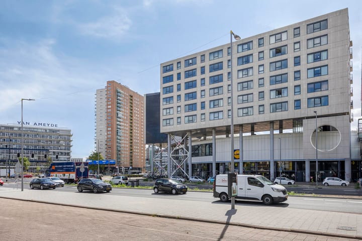 Foto 32 van Zuidplein 568