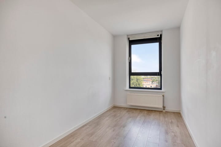 Foto 13 van Zuidplein 568