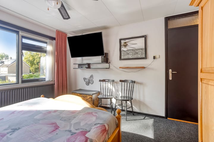 Foto 18 van Julianalaan 20