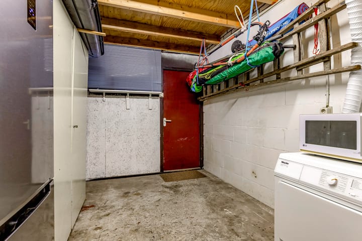 Photo 37 of Schouw 49 11