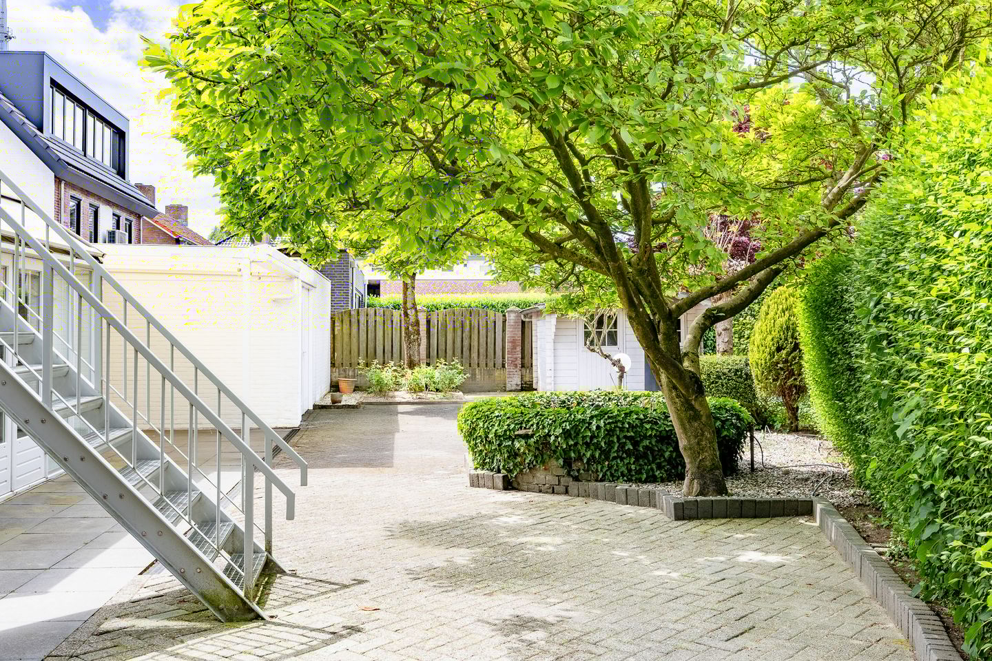 Bekijk foto 2 van Prins Bernhardstraat 15