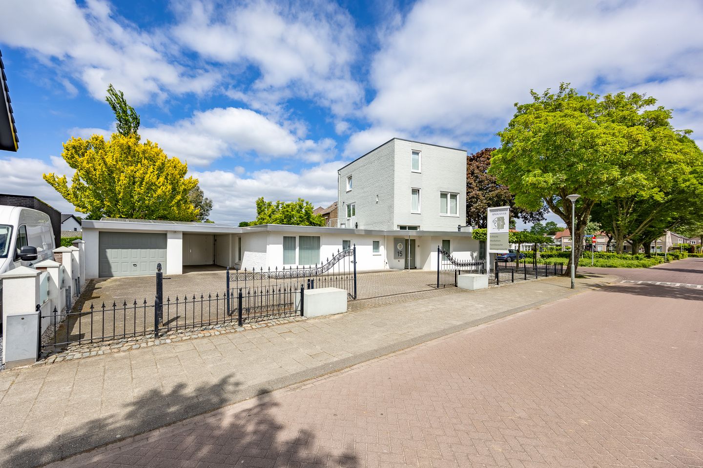 Bekijk foto 3 van Prins Bernhardstraat 15