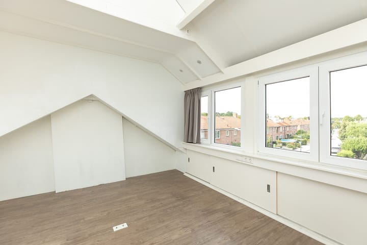 Foto 24 van Meidoornlaan 32