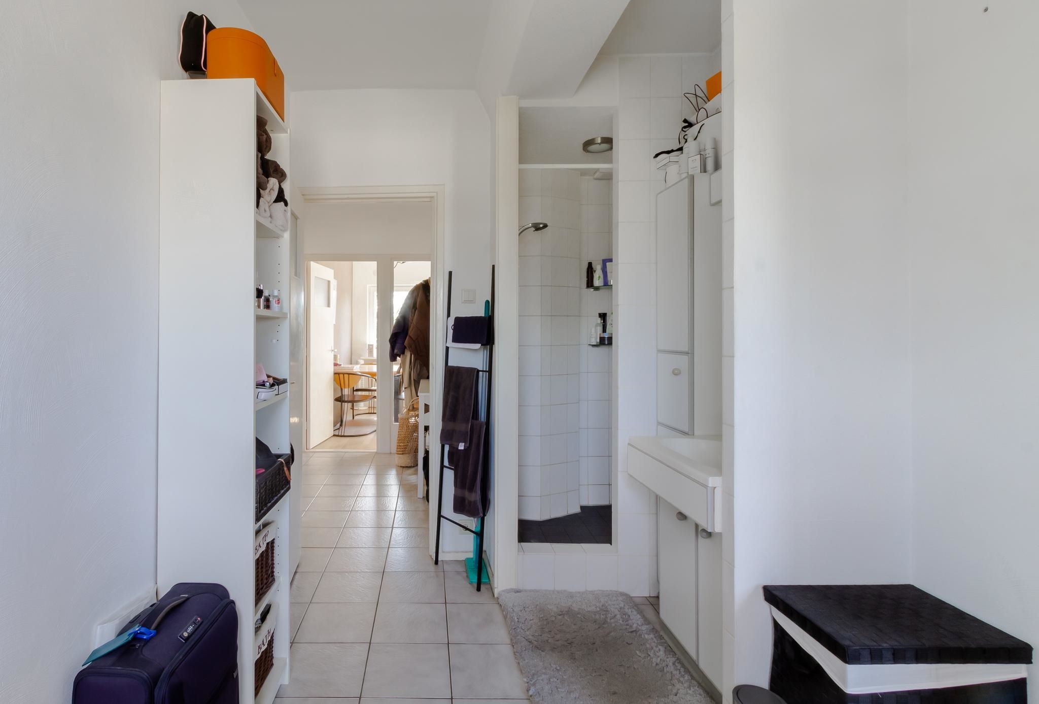 Photo 9 of Jacques Perklaan 28-II