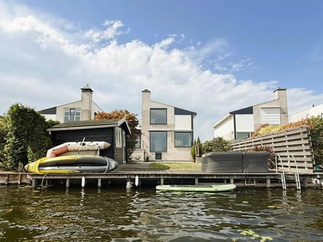Teding van Berkhoutweg 36
