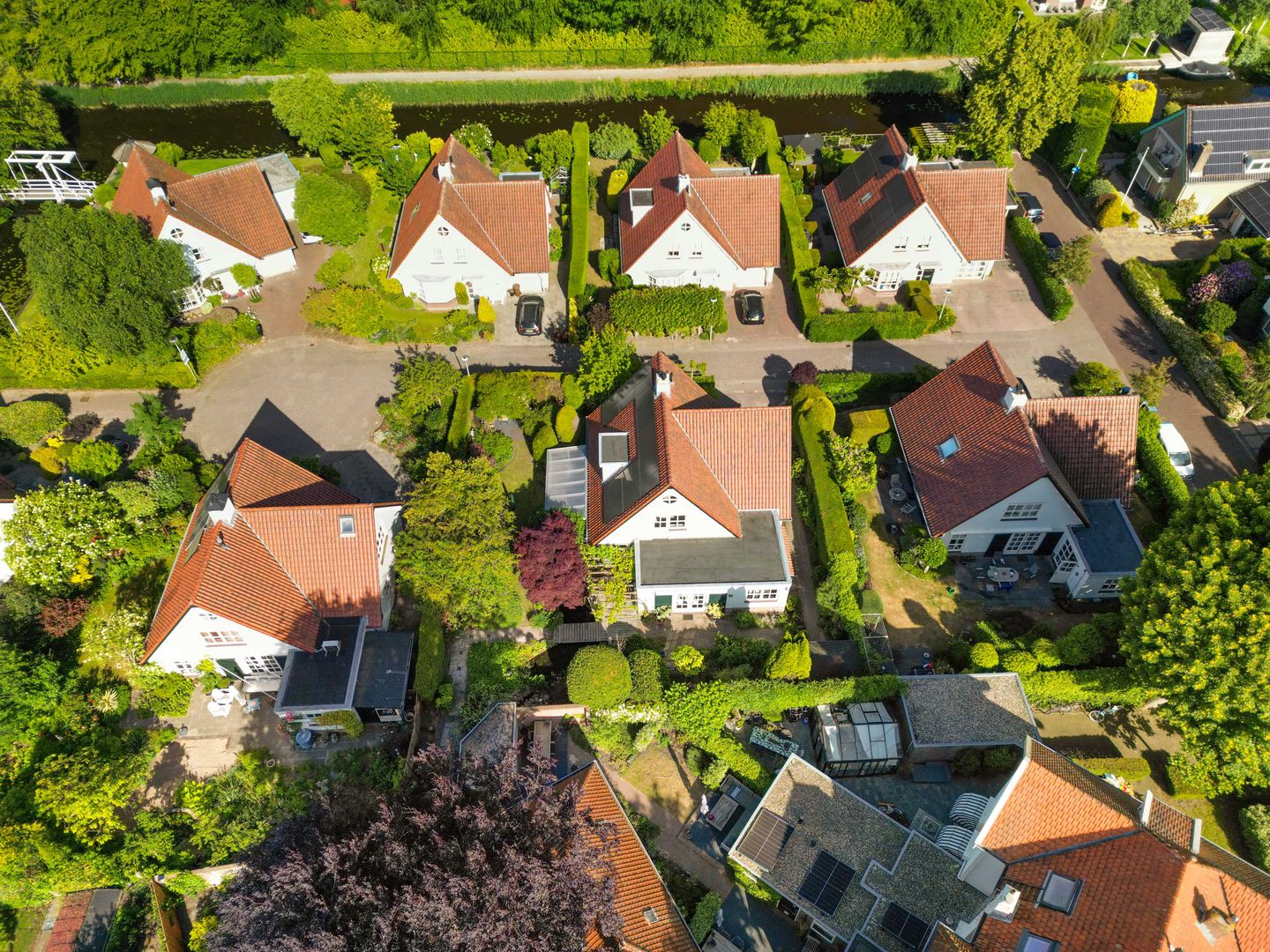 Foto 5 van Van Waverenstraat 13