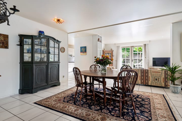 Foto 7 van Van Waverenstraat 13