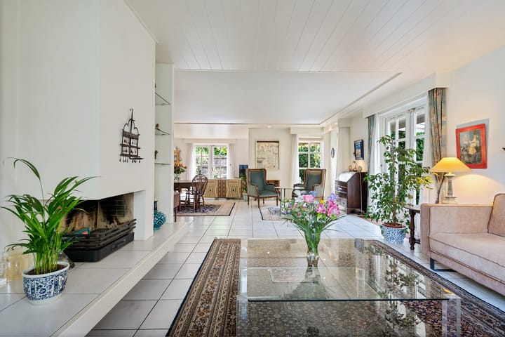 Foto 11 van Van Waverenstraat 13