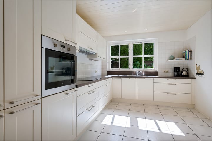 Foto 17 van Van Waverenstraat 13