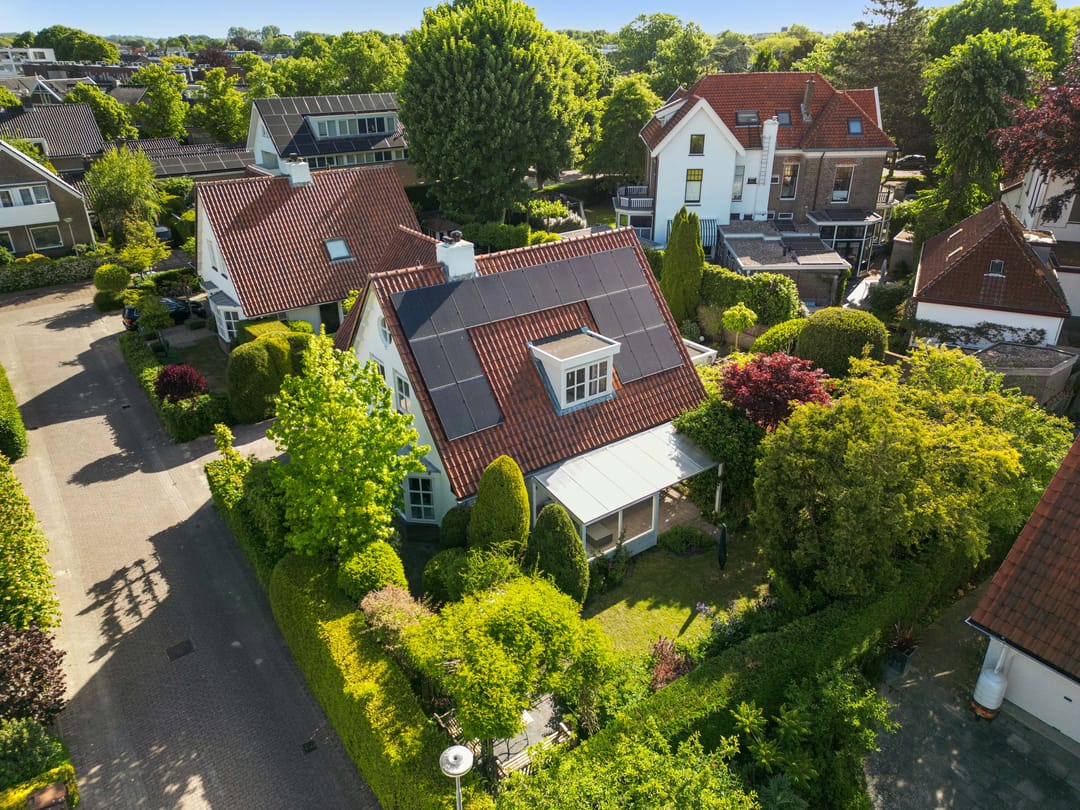 Foto 41 van Van Waverenstraat 13