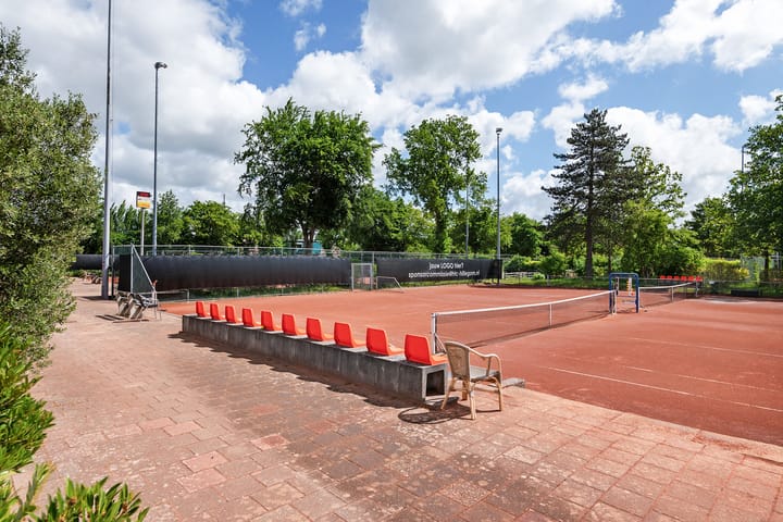 Foto 56 van Van Waverenstraat 13