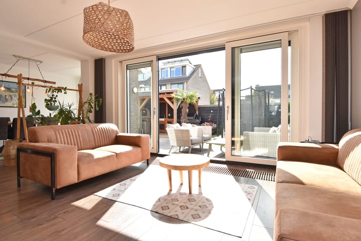 Foto 2 van Koningsvaren 12