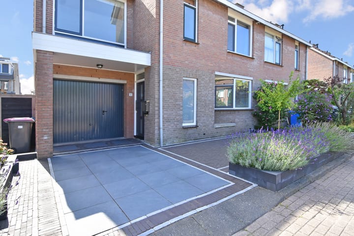 Foto 4 van Koningsvaren 12