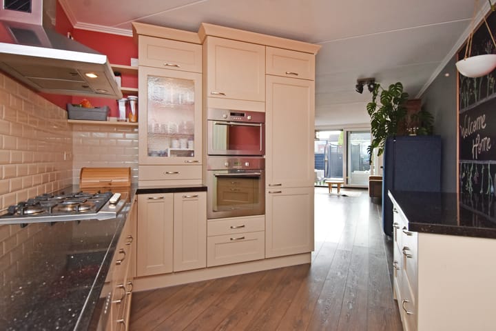 Photo 14 of Koningsvaren 12