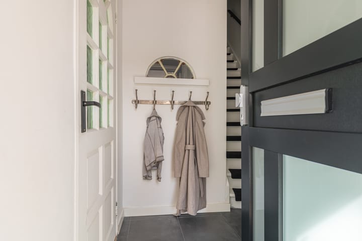 Photo 9 of Trompstraat 70