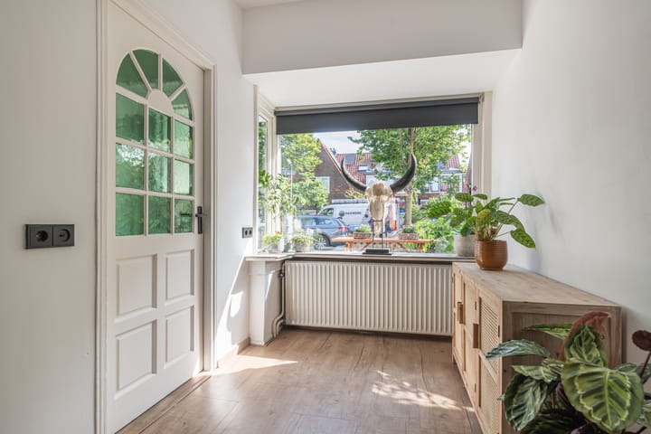 Photo 11 of Trompstraat 70