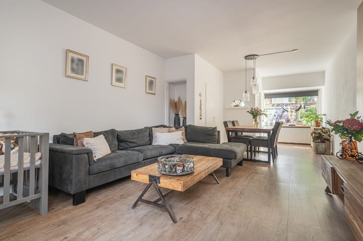 Photo 14 of Trompstraat 70