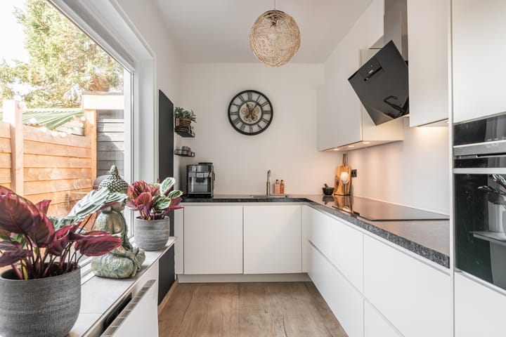 Photo 18 of Trompstraat 70