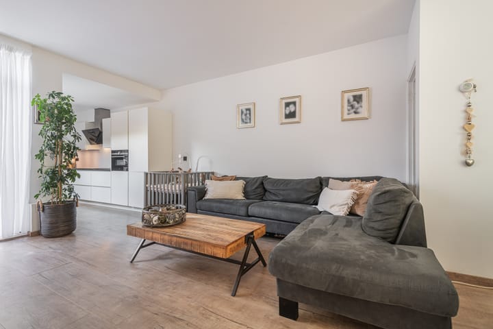 Photo 13 of Trompstraat 70