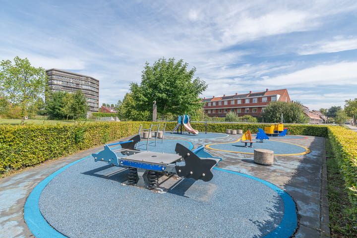 Photo 34 of Trompstraat 70