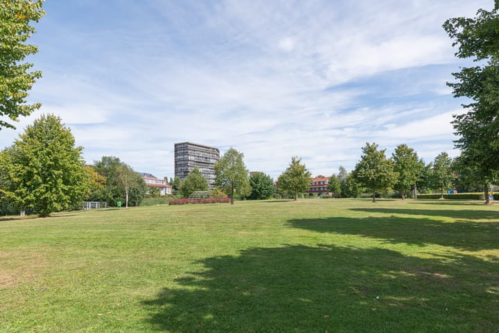 Photo 36 of Trompstraat 70