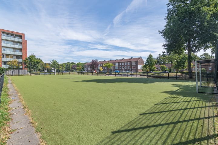 Photo 37 of Trompstraat 70