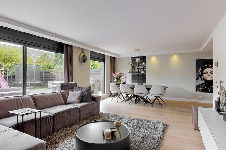 Photo 3 of Goudenregenstraat 7