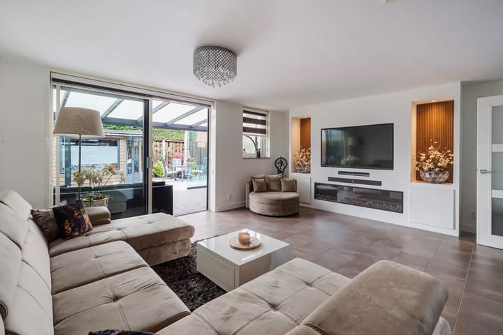 Photo 2 of Marjoleinveld 2