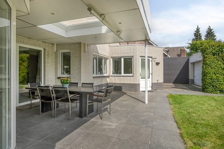 Photo 32 of Pastorij 15