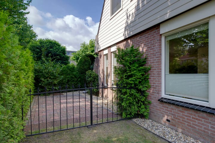 Photo 8 of Roggelelie 1