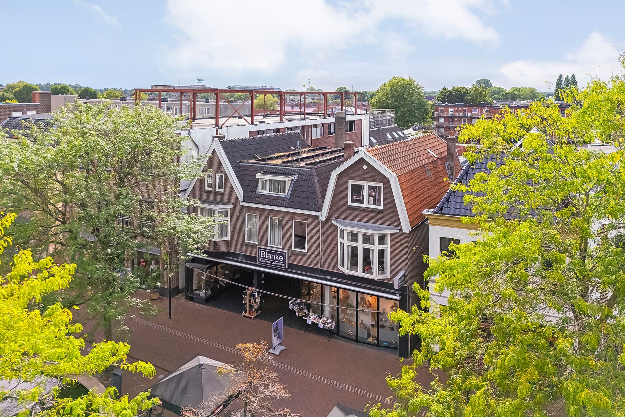 Photo 24 of Hoofdstraat 138