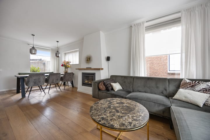 Foto 8 van Roestenbergstraat 60