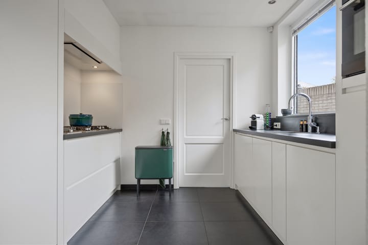 Foto 13 van Roestenbergstraat 60