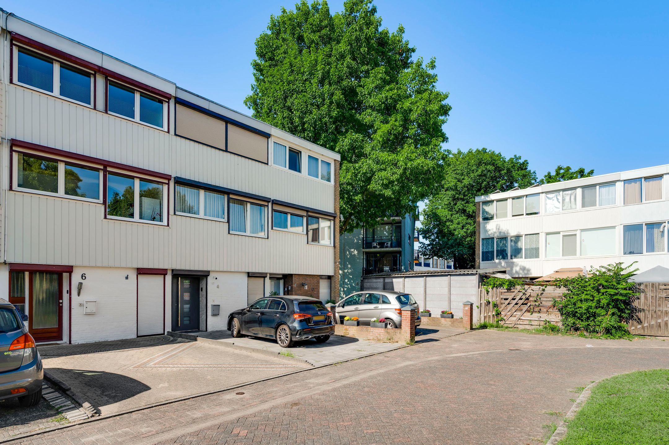 Photo 24 of Venusstraat 6