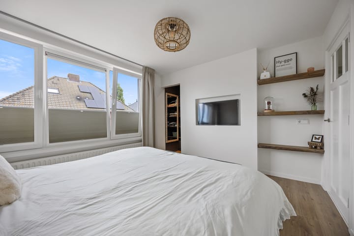 Foto 21 van Roestenbergstraat 60