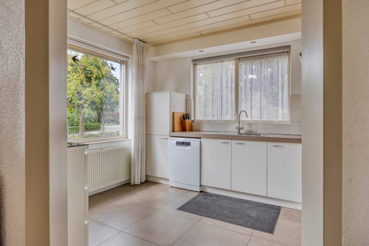 Foto 13 van Papegaaiweg 15