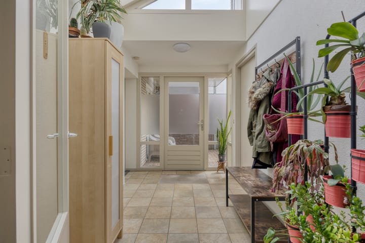 Foto 17 van Papegaaiweg 15