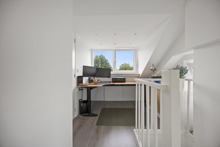 Foto 30 van Roestenbergstraat 60