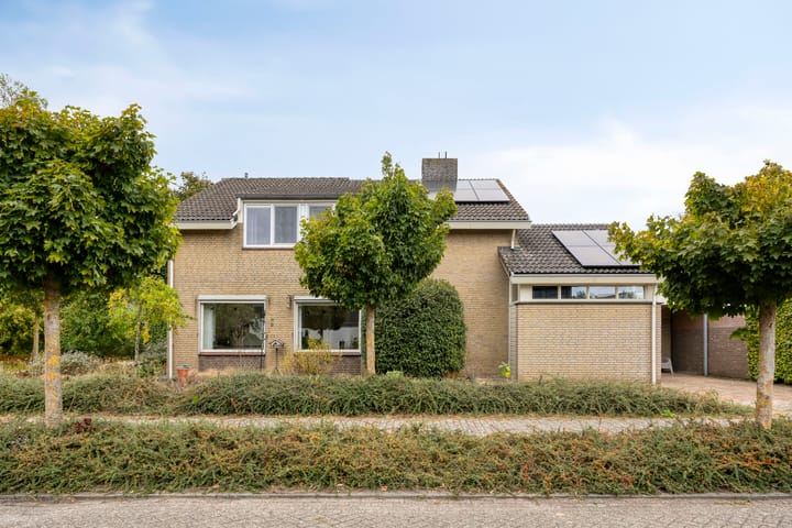 Foto 52 van Papegaaiweg 15